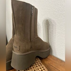 UGG Women's Classic Twin Seam New Heights Boots | Cool Hickory